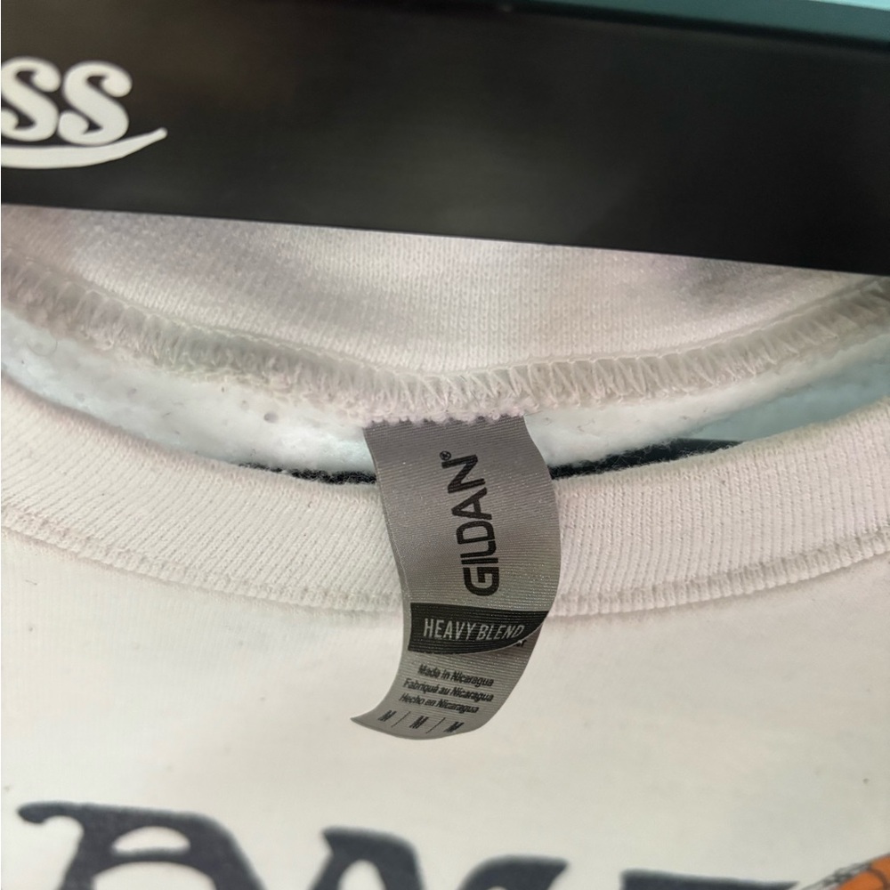 Gildan White Heavy Blend Tee